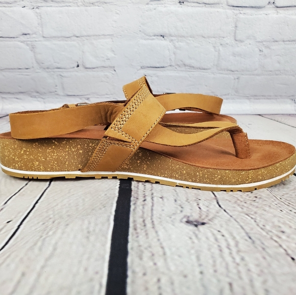 Timberland Women's Tan Sandals - Picture 7 of 10